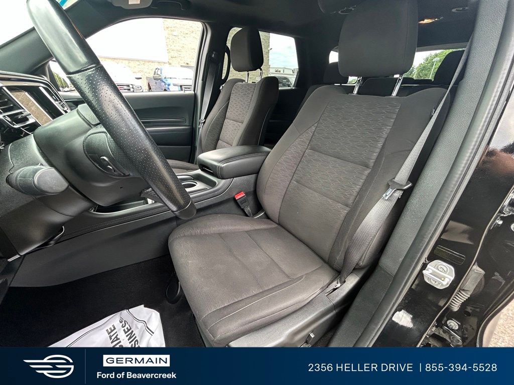 Used 2022 Black Dodge SXT image 15