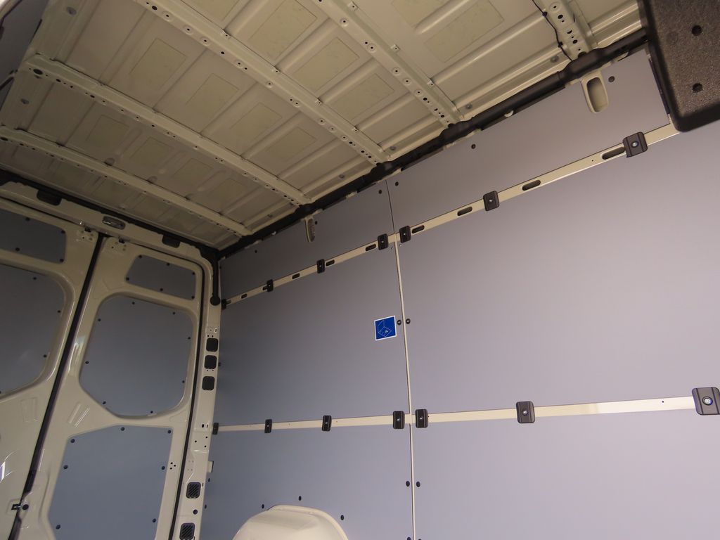2025 Mercedes-Benz Sprinter 2500 27