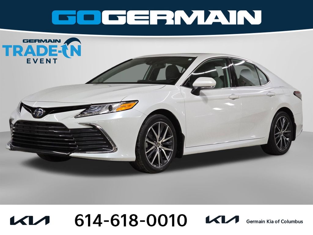 2024 Toyota Camry Hybrid XLE FWD