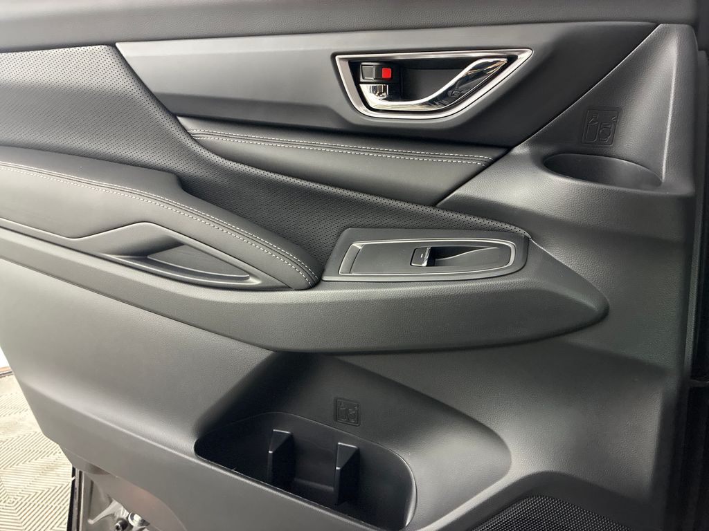 2026 Subaru Ascent Limited - Photo 27
