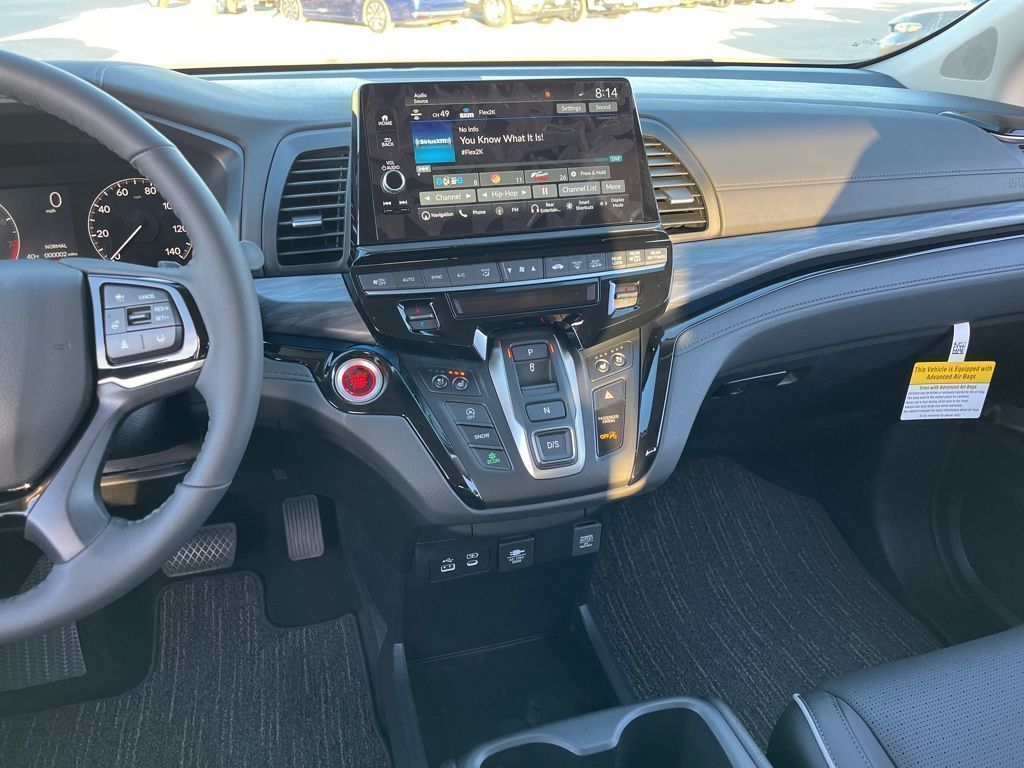 Thumbnail: 2026 Honda Odyssey - 10