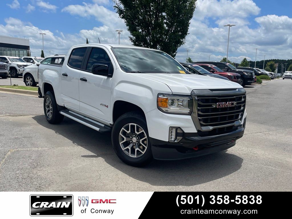 2022 GMC Canyon AT4 Crew Cab 4WD with Cloth