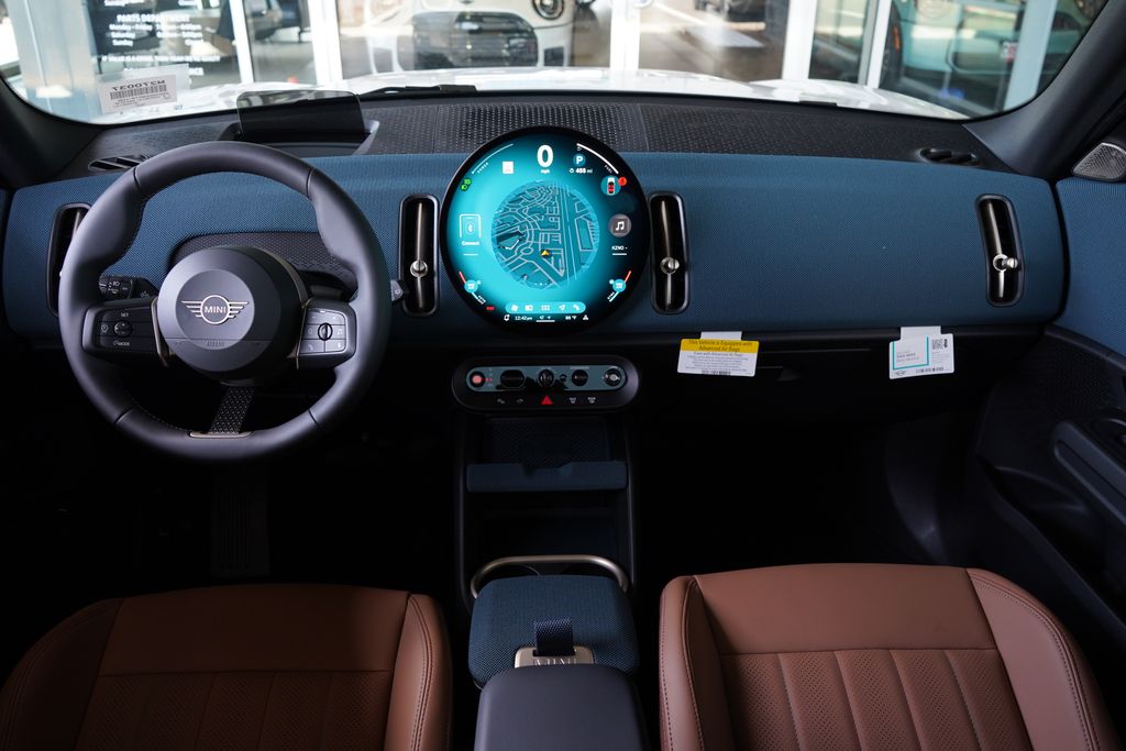 Thumbnail: 2027 MINI Cooper Countryman - 8