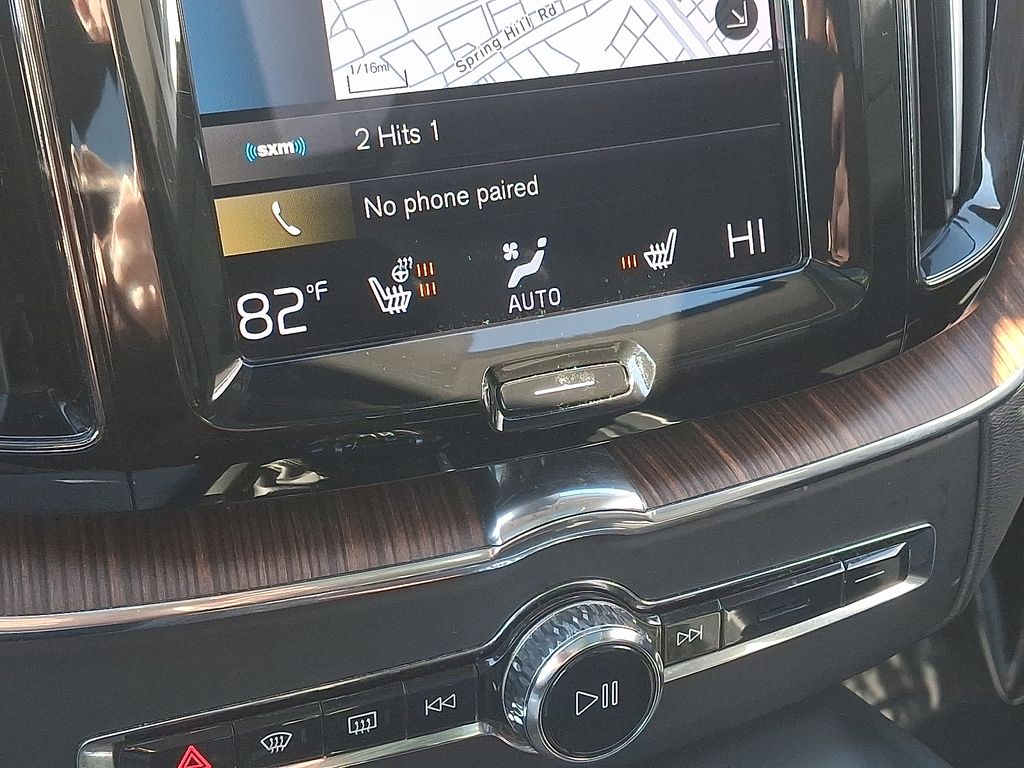 Thumbnail: 2021 Volvo XC60 - 16