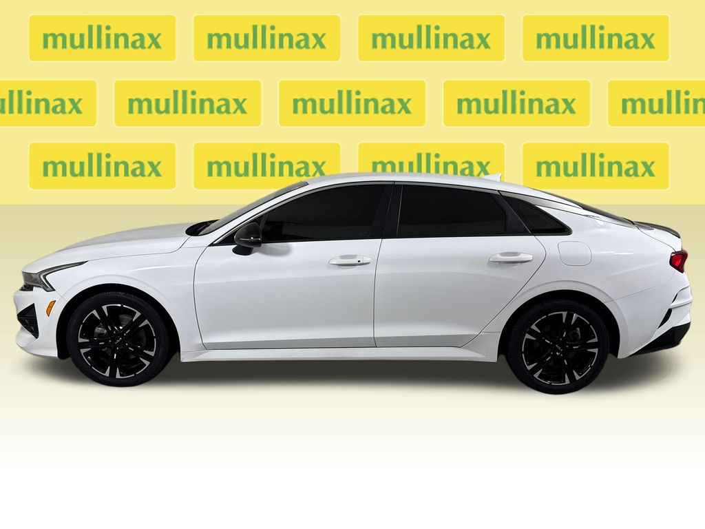 Certified Used 2023 White Kia GT-Line image 12