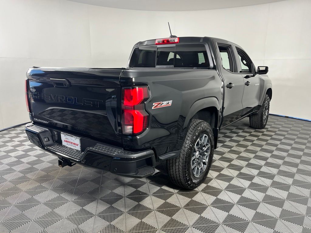 Thumbnail: 2026 Chevrolet Colorado - 15