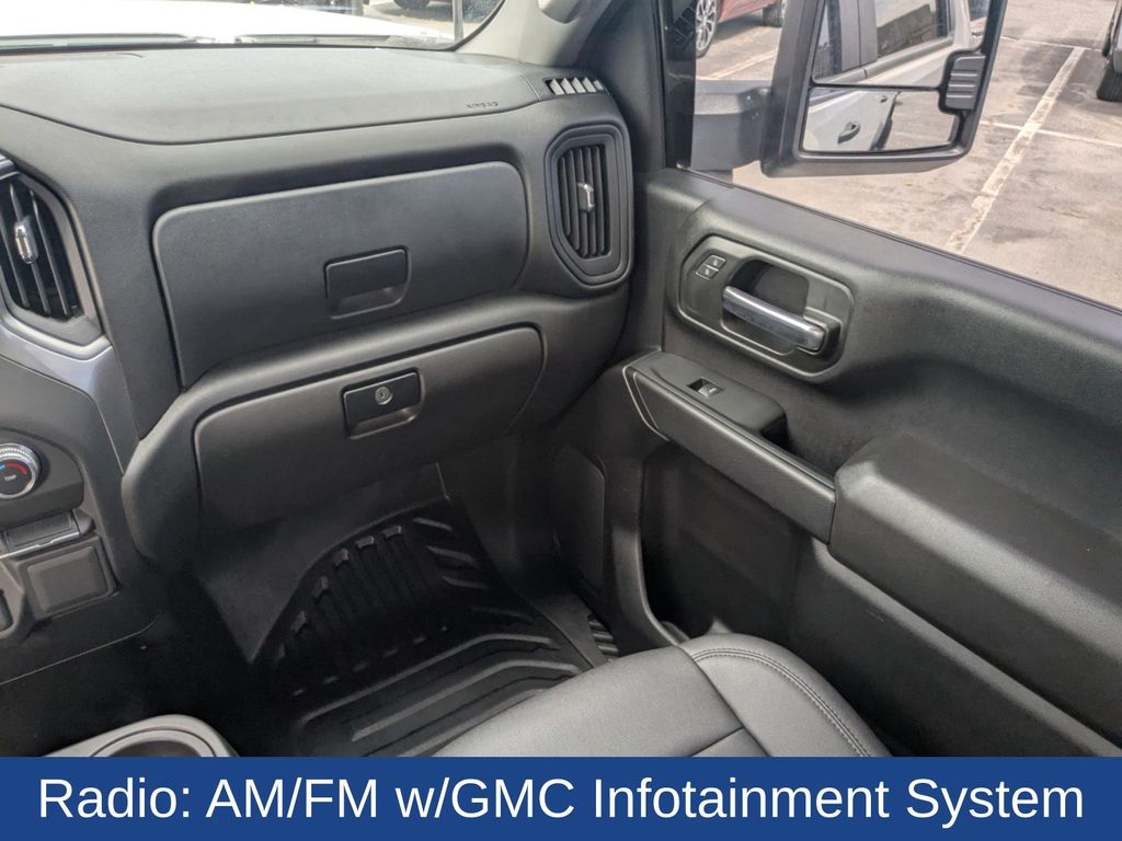 2023 GMC Sierra 2500HD Pro