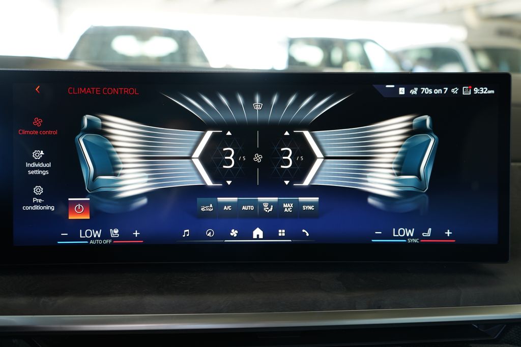 Thumbnail: 2026 BMW X5 - 18