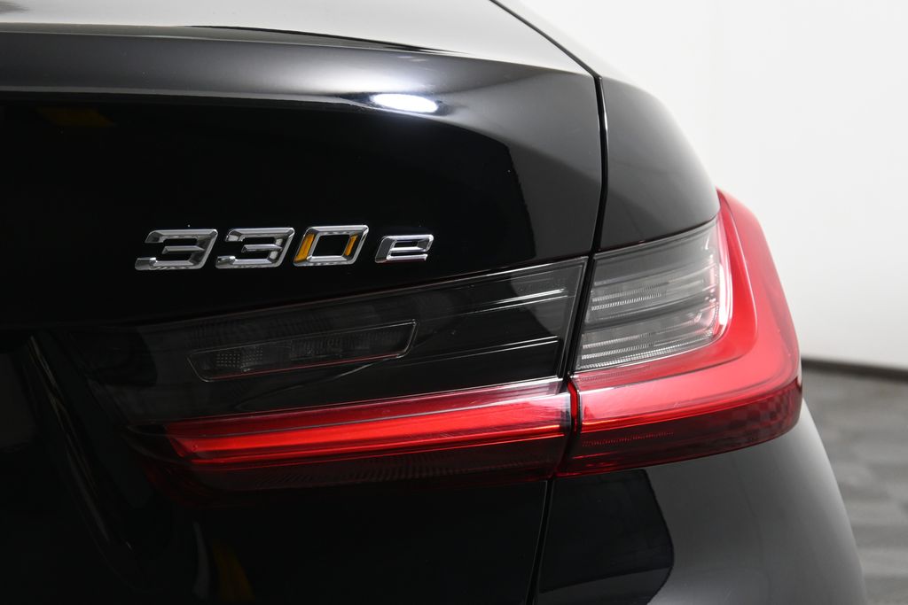 Thumbnail: 2021 BMW 3 Series - 13