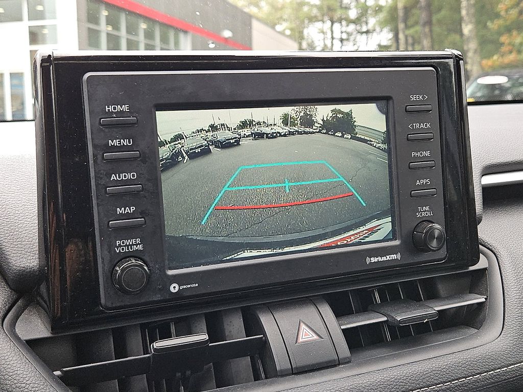 Thumbnail: 2021 Toyota RAV4 - 19