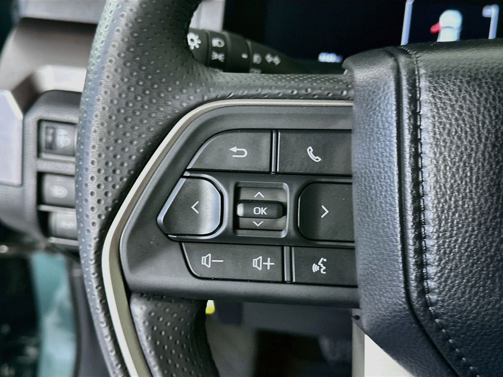 Toyota4Runner i-FORCE MAX Hybrid24