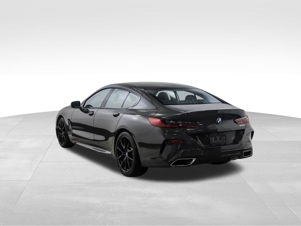 2022 BMW 8 Series  3