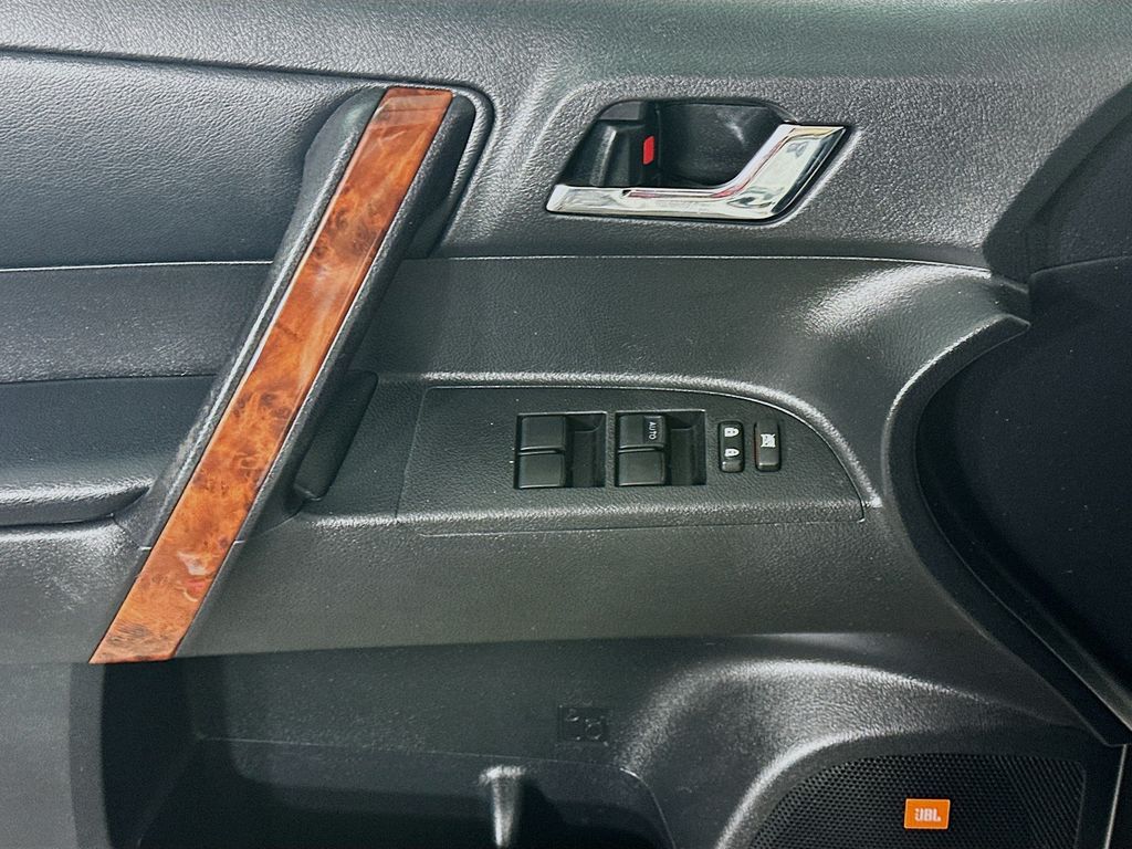 Used 2013 White Toyota Limited image 25