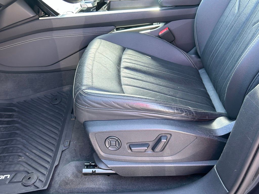 Used 2019 Gray Audi Premium Plus image 17