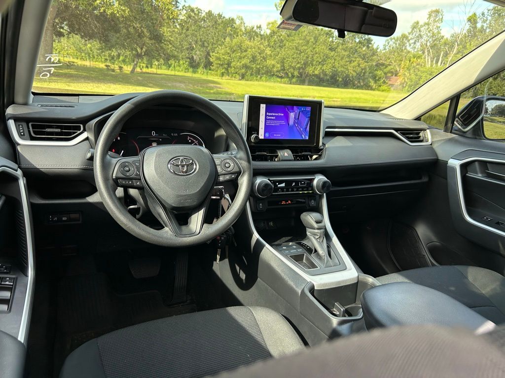 Thumbnail: 2024 Toyota RAV4 - 11
