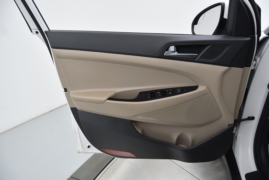 2016 Hyundai Tucson SE photo