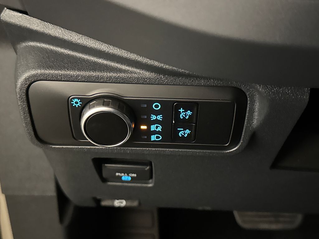 New 2026 Beige Ford Base image 33