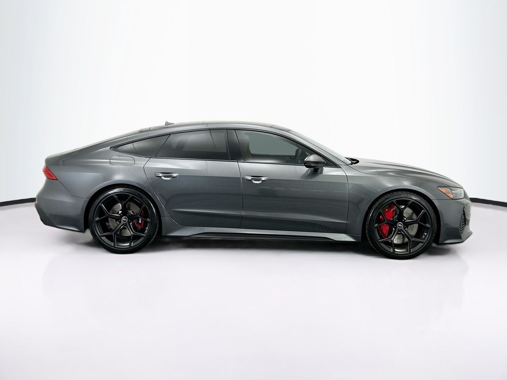 Thumbnail: 2025 Audi RS 7 - 4