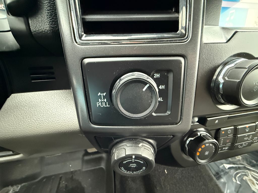 Used 2017 Brown Ford XLT image 62