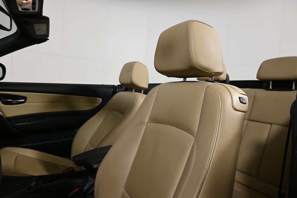 Thumbnail: 2013 BMW 1 Series - 24