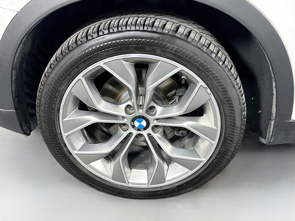 Thumbnail: 2017 BMW X3 - 32