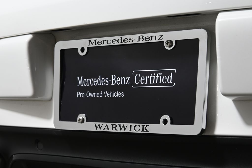 Thumbnail: 2023 Mercedes-Benz C-Class - 10