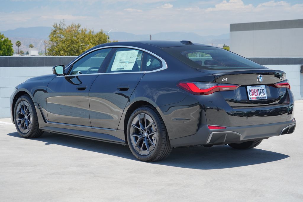 Thumbnail: 2026 BMW i4 - 7