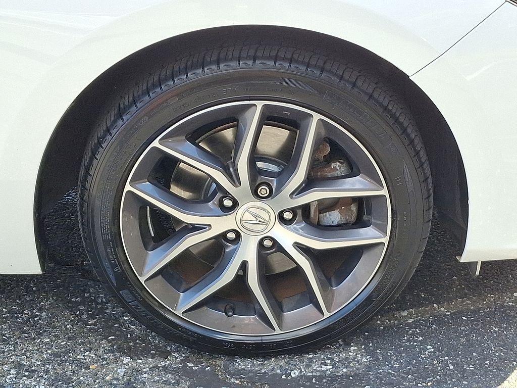 Thumbnail: 2020 Acura ILX - 8