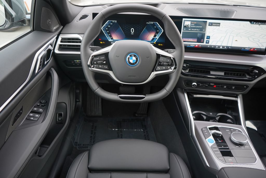 2025 BMW i4 eDrive40 15