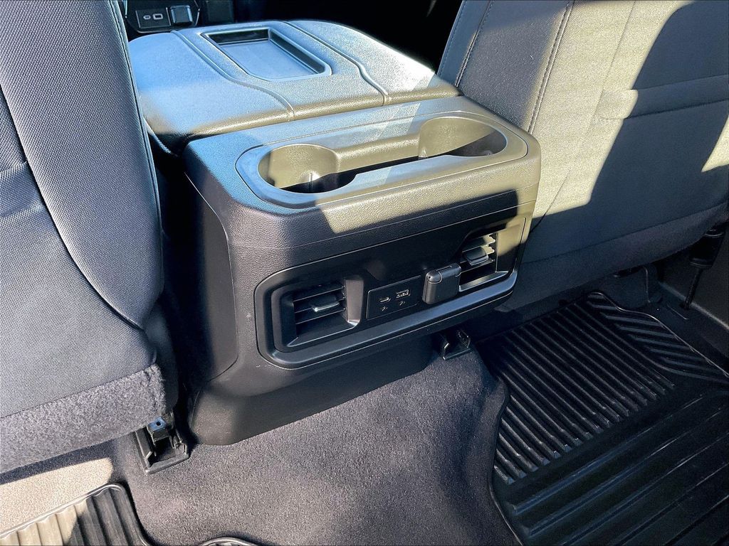 2021 Chevrolet Silverado 1500 — photo 27