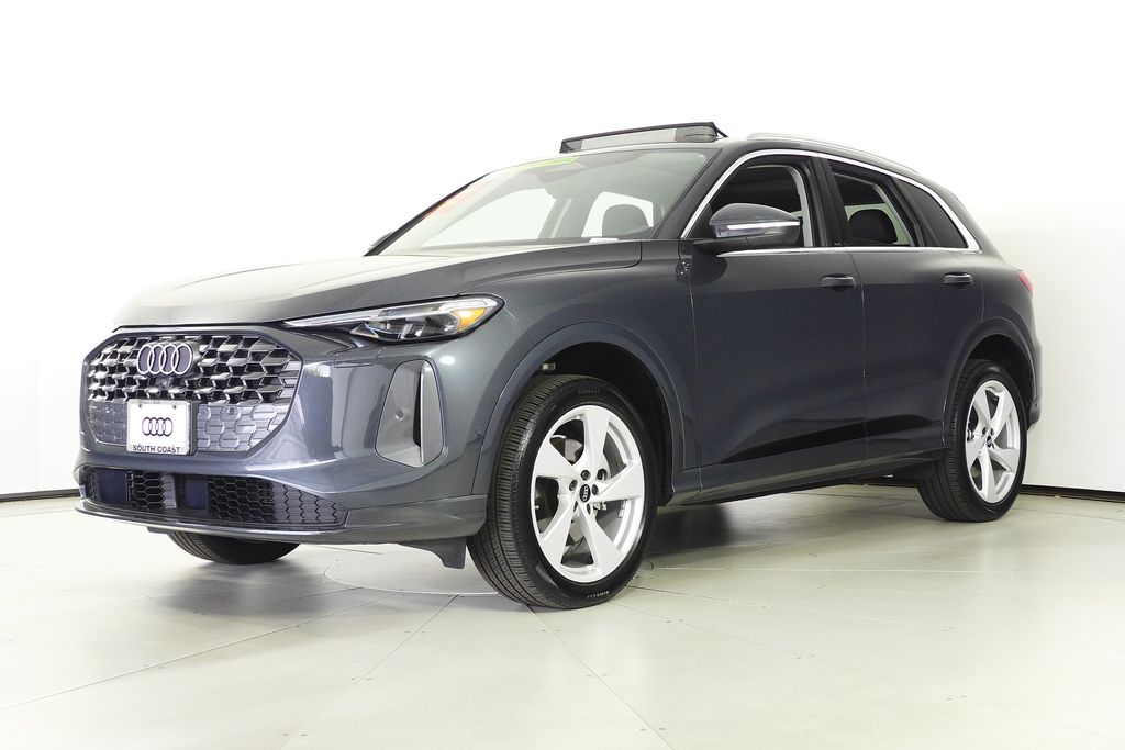 Thumbnail: 2025 Audi Q5 - 2
