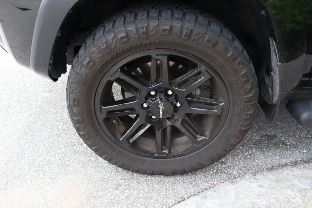 Thumbnail: 2022 Toyota 4Runner - 4