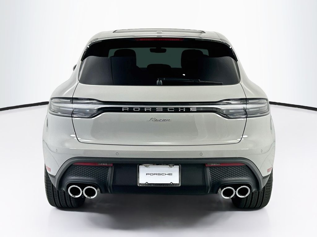 Thumbnail: 2026 Porsche Macan - 6