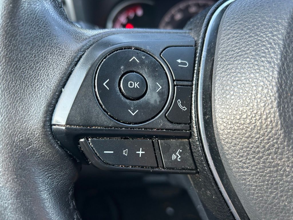 Thumbnail: 2021 Toyota RAV4 - 20