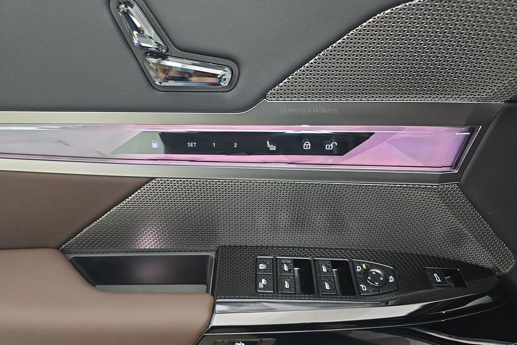 2026 Bmw 750e 750e xDrive photo 12