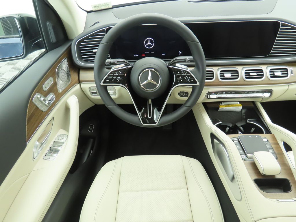 Thumbnail: 2025 Mercedes-Benz GLE - 11