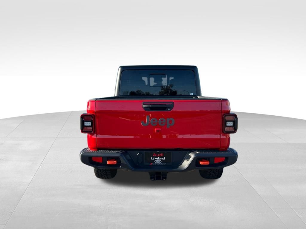 Used 2025 Red Jeep Mojave image 4