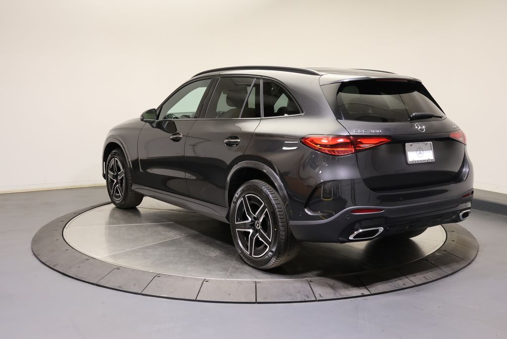 Thumbnail: 2027 Mercedes-Benz GLC - 5