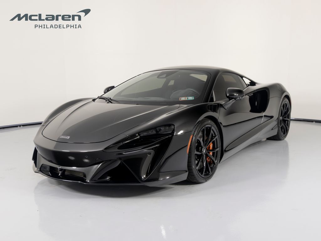  2023 McLaren Artura RWD   