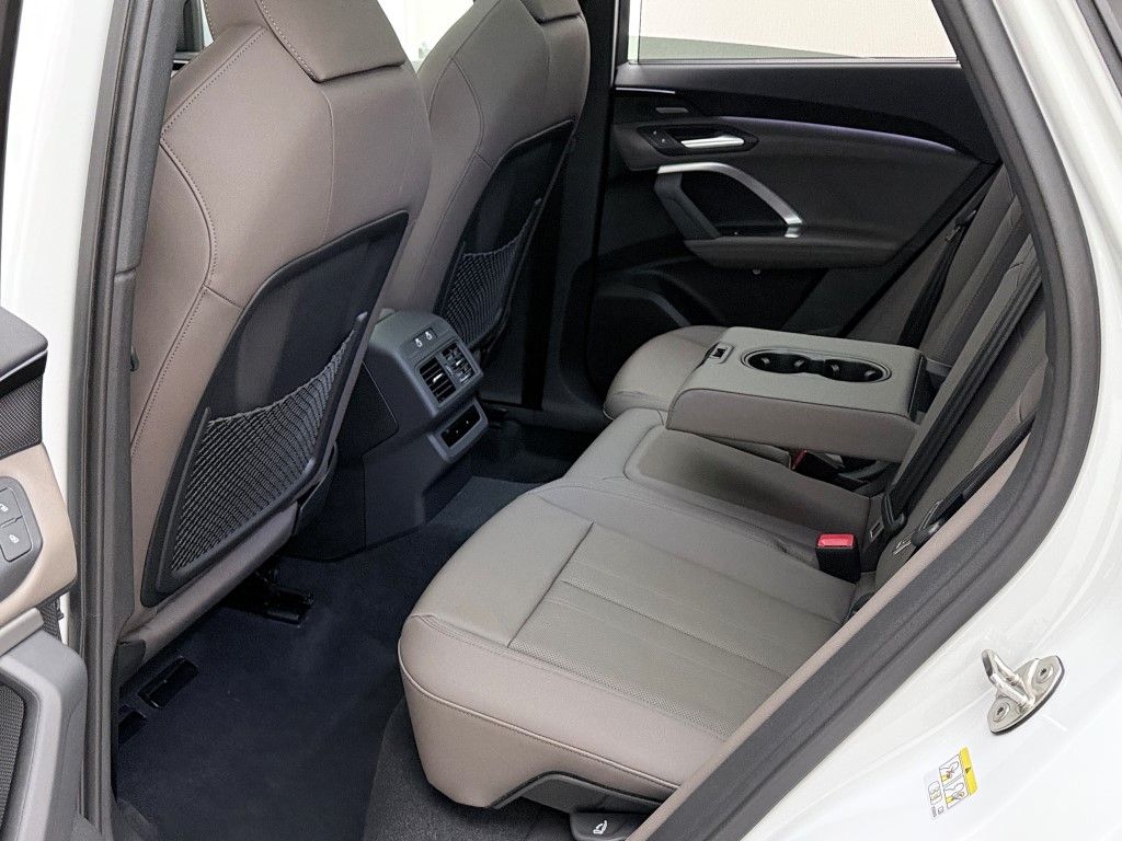 Thumbnail: 2025 Audi Q5 - 27