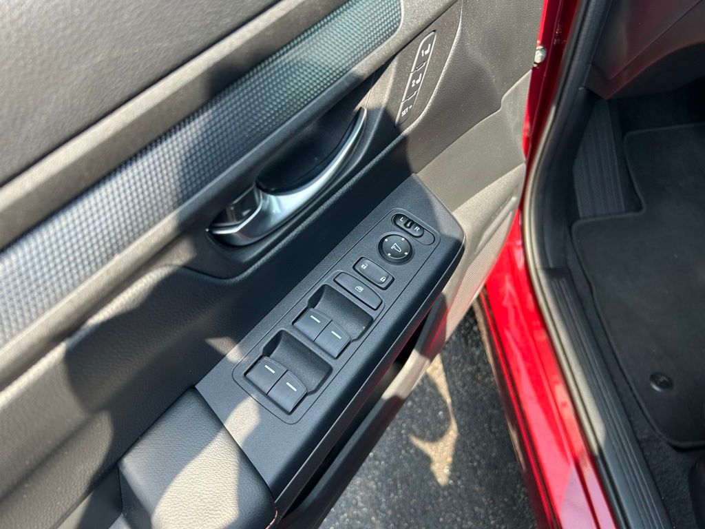 2024 Honda CR-V Sport-L 28