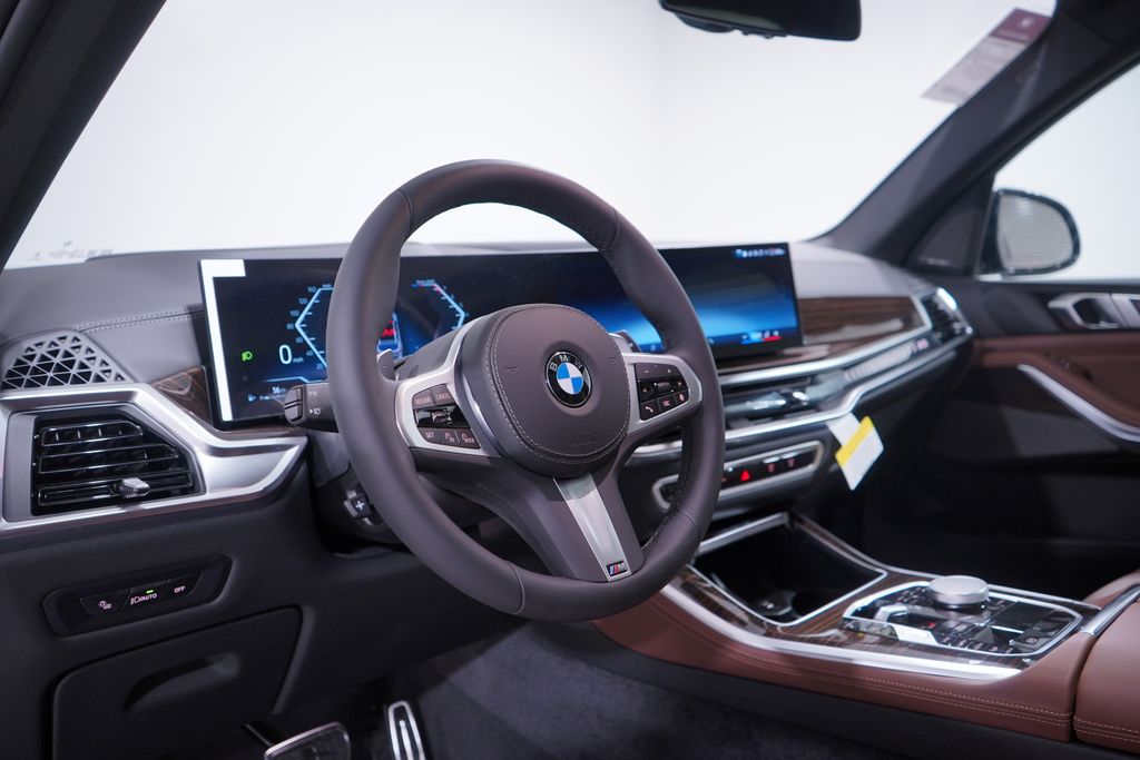 Thumbnail: 2026 BMW X5 - 6