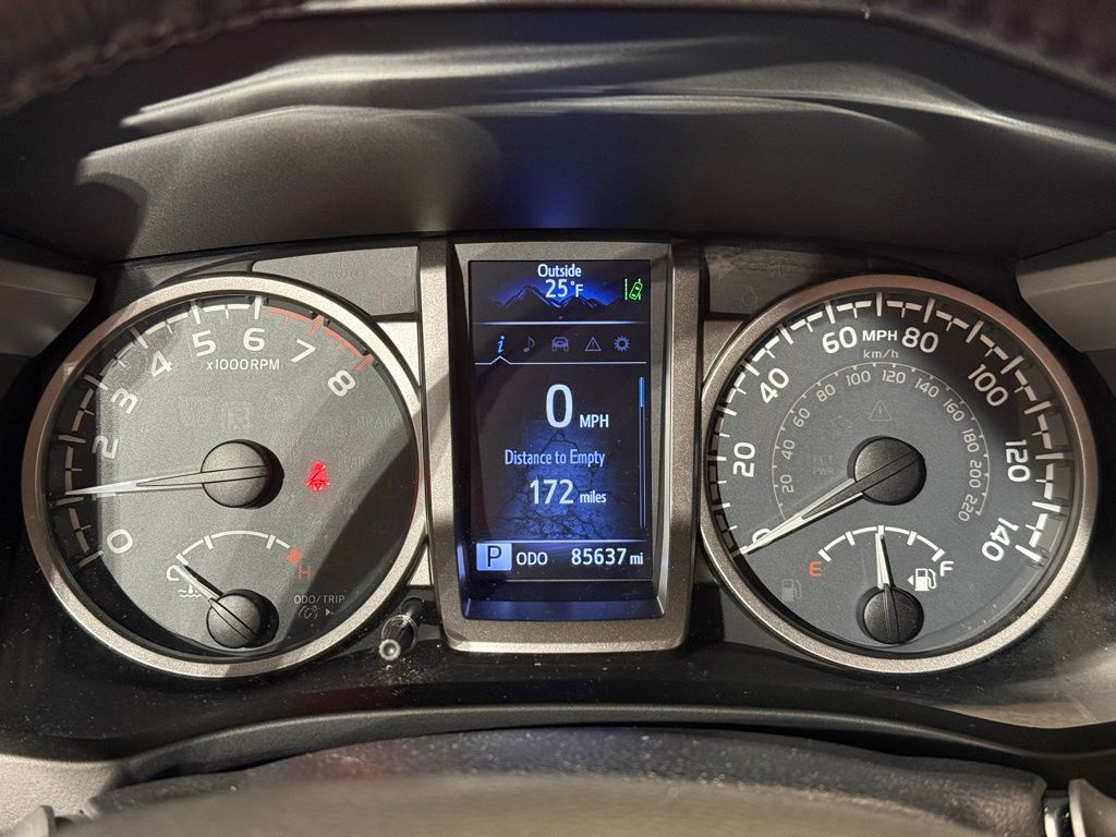 Thumbnail: 2019 Toyota Tacoma - 23