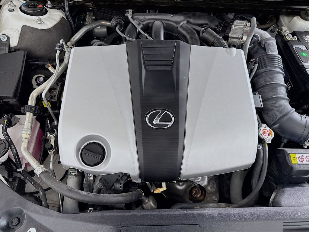 Thumbnail: 2019 Lexus ES - 31