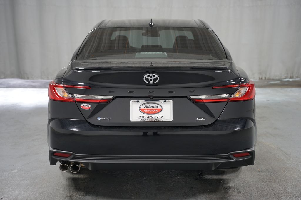 2025 Toyota Camry SE 7