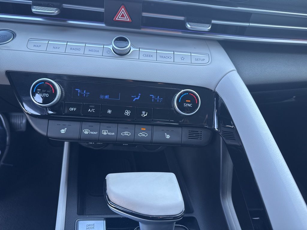 2024 Hyundai Elantra