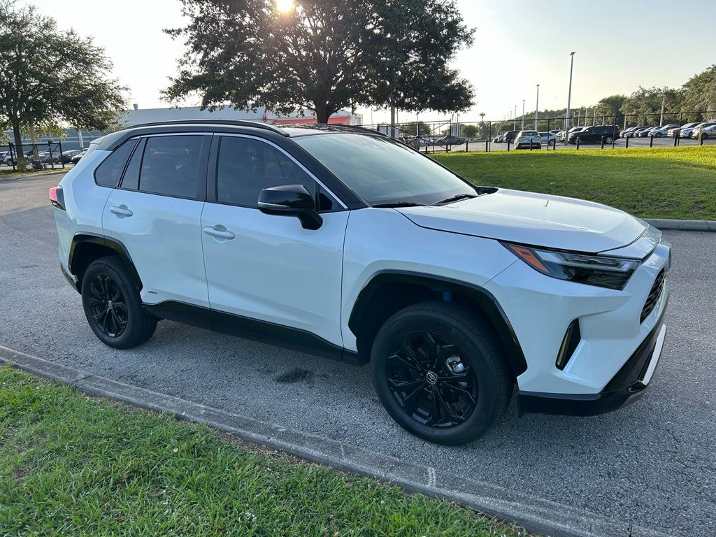 2023 Toyota RAV4 XSE 7