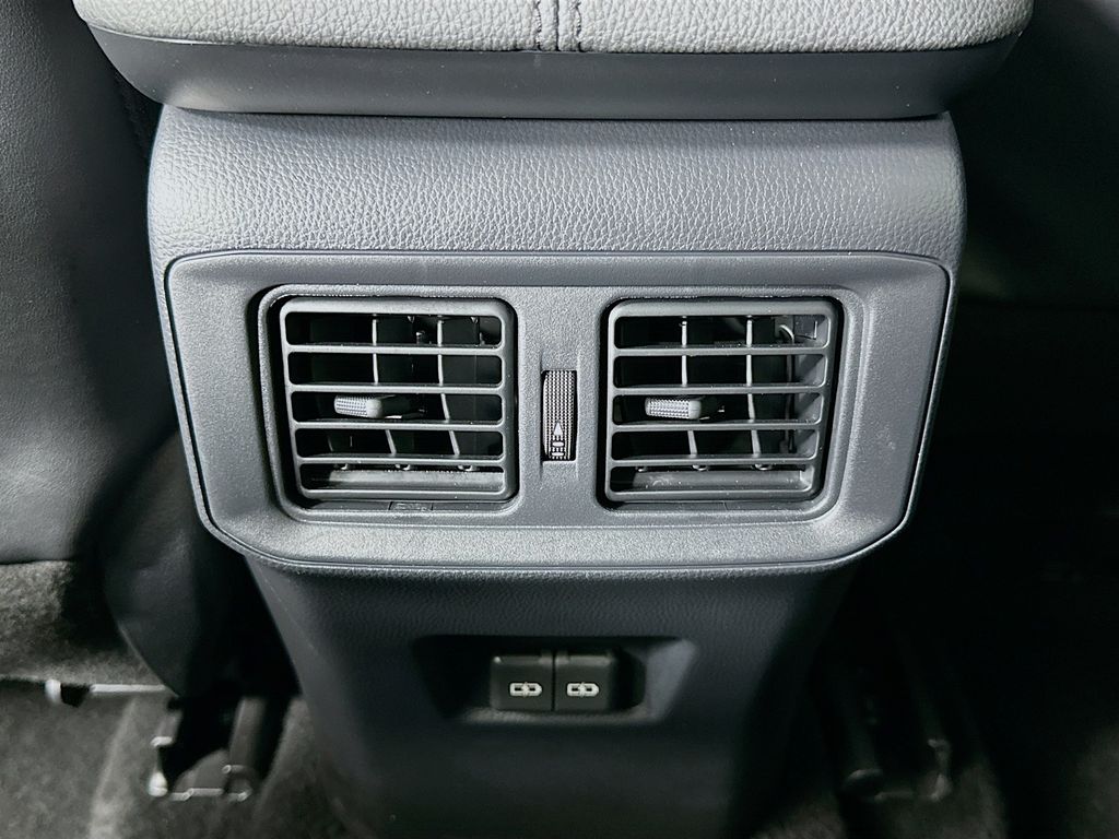 Thumbnail: 2024 Toyota RAV4 - 26