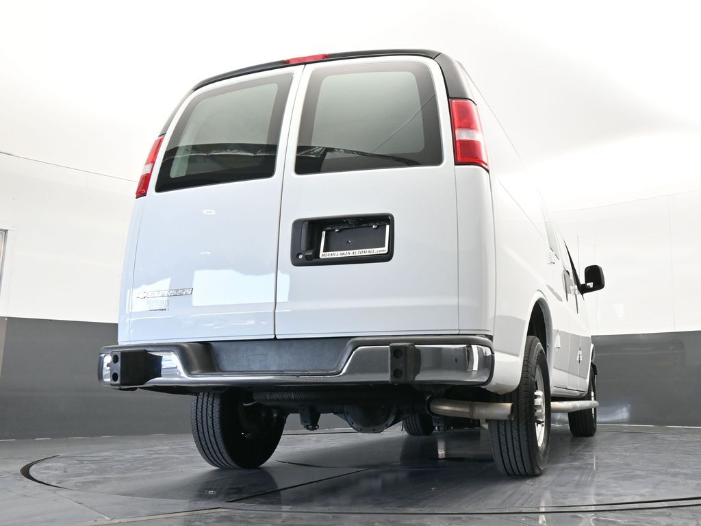Used 2024 Summit White Chevrolet Work Van image 52