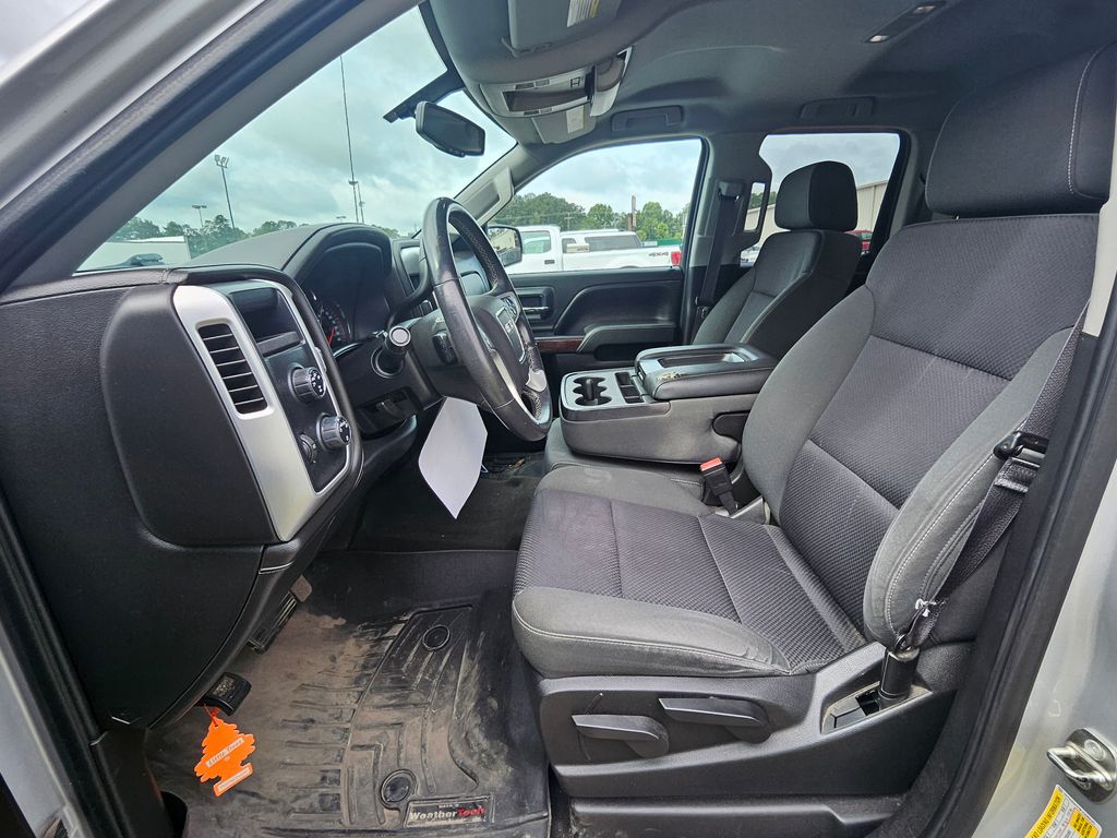 2015 Quicksilver Metallic GMC Sierra 1500 SLE 4X4 Truck